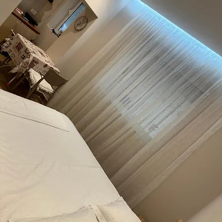 Apartment Tirana Home *